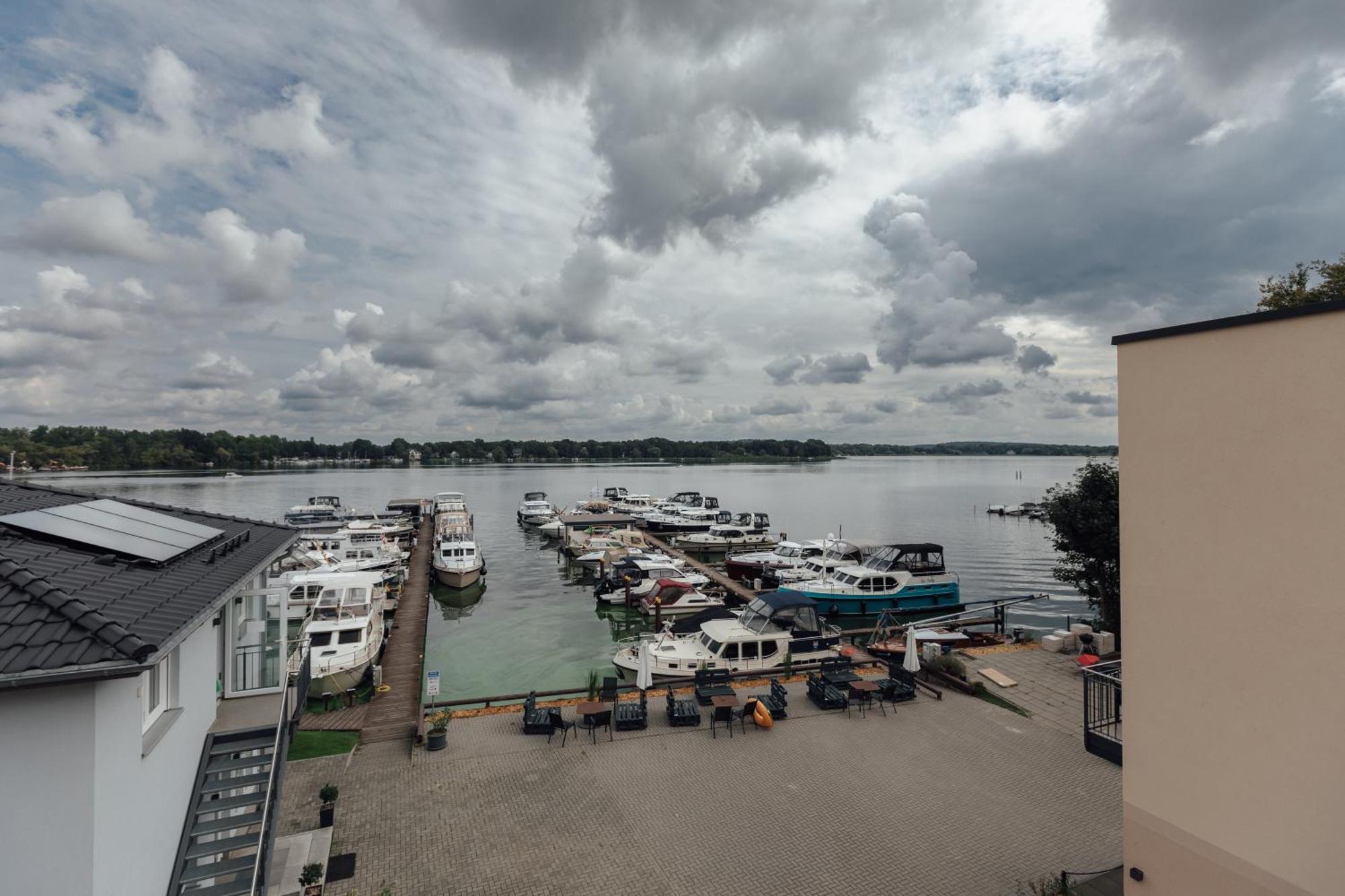 Exklusive Ferienwohnungen An Der Havel Werder  Eksteriør bilde